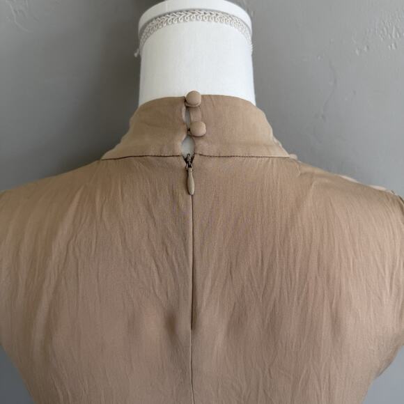 VTG 90s Casual Corner Stretch Silk Blend Blouse Sz 6 Tan Knot-neck Sleeveless - Picture 7 of 11